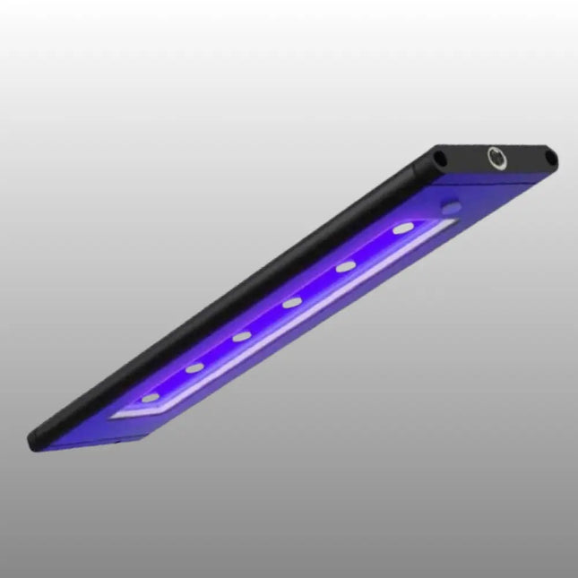 AI Blade Glow – Pantalla LED reef de 30,7 a 167,9 cm (20-140 W). Espectro diseñado para resaltar la fluorescencia de los corales con control myAI y diseño ultrafino.
