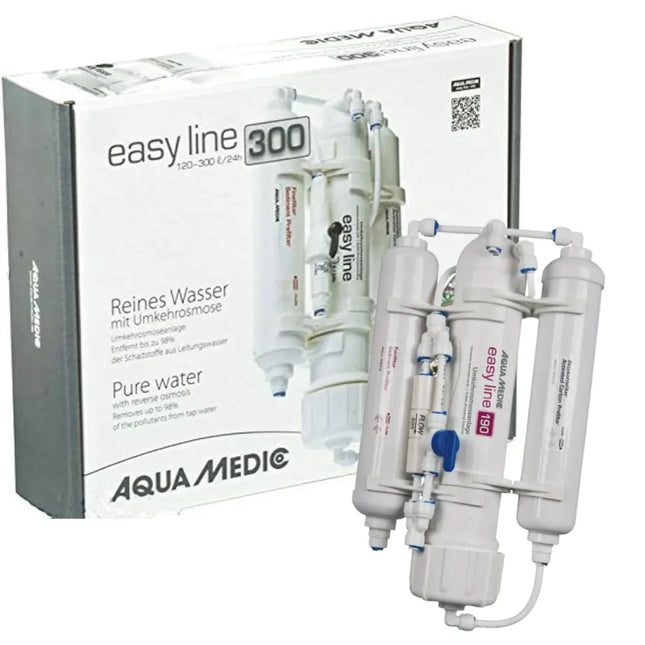 Unidad de ósmosis inversa AquaMedic Easy Line con filtros de sedimentos y carbón y membrana TFC montada para producción de agua pura para acuarios.