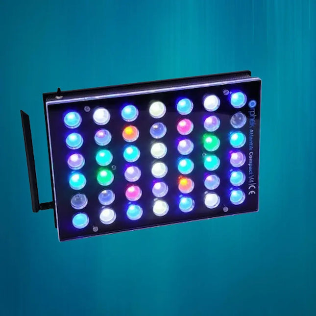 Pantalla LED Orphek Atlantik iCon Compact Reef, diseño compacto y espectro completo para acuarios marinos con corales SPS y LPS.